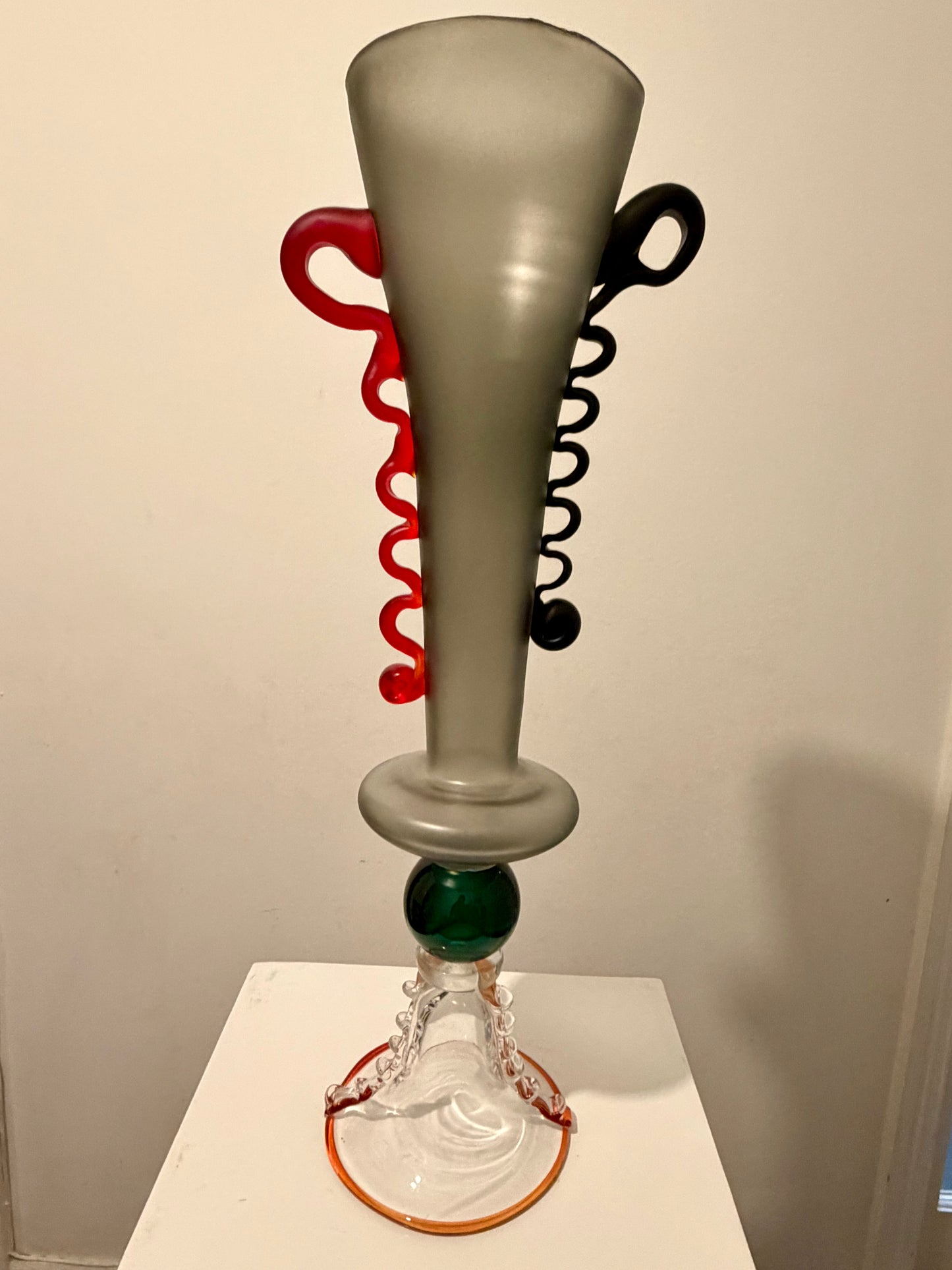 glass sculpture vase