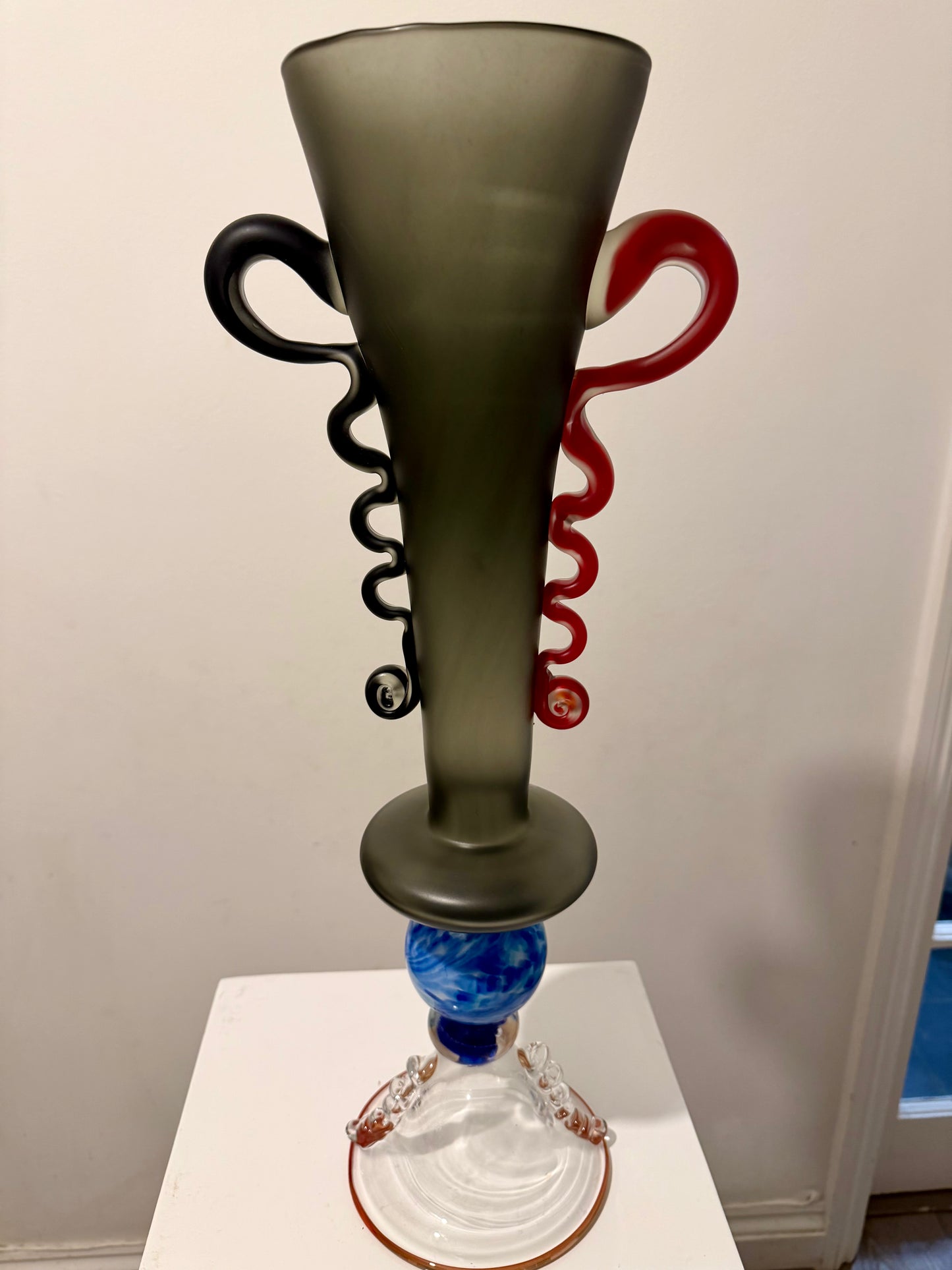 glass sculpture vase
